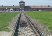 1000069933