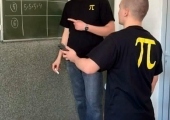 9882